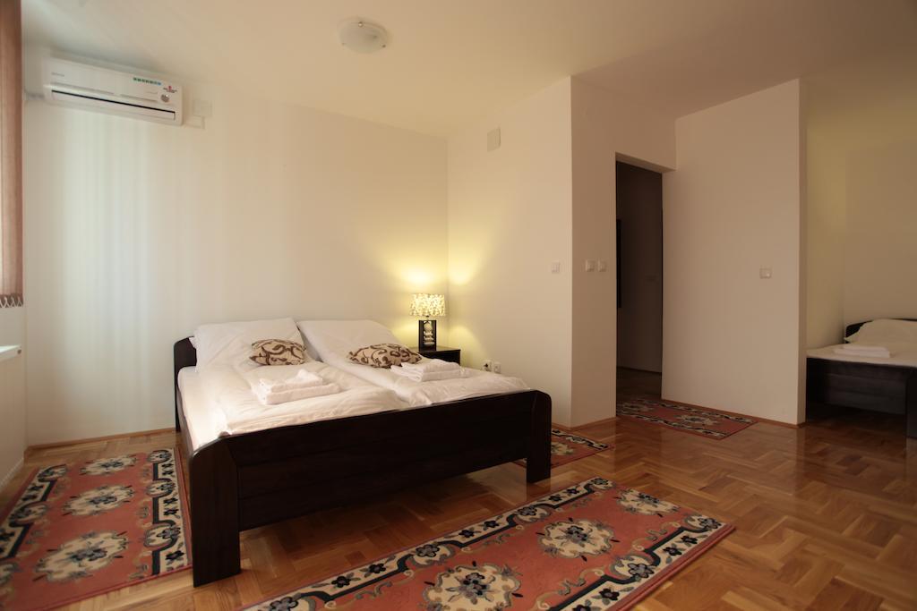 Hostel Royal Obrenovac (Belgrade) Room photo